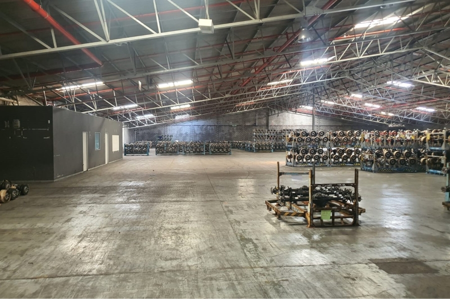 To Let commercial Property for Rent in Struandale Industrial Eastern Cape